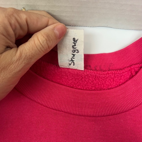 Vintage Yosemite Kid's Pullover Sweatshirt, 1980s, Hot Pink, Size L - Picture 6 of 10